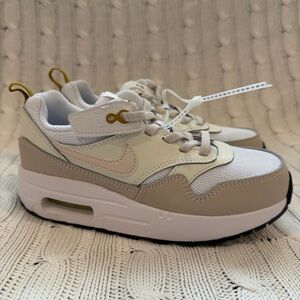 Nike Air Max 1 EasyOn Kids Size 13.5 NEW DZ3308-103 Easy On